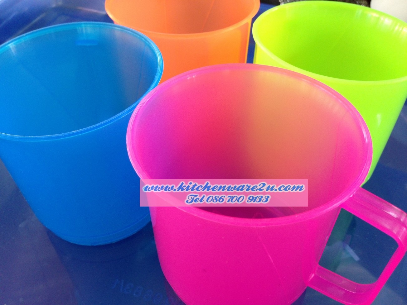 P07288 แก้วพลาสติก น้ำแข็งเปล่า (8.5*8.8*10 cm) No.555 ราคาส่งต่อ 1 โหล: 12 ใบ