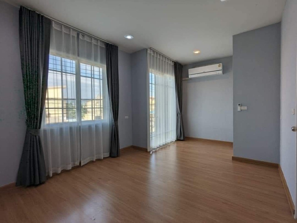 ขายหมู่บ้านโกลเด้นทาวน์ อ่อนนุช-พัฒนาการ ซ.อ่อนนุช 65 ** เจ้าของขาย ต่ำกว่าราคาประเมิน (N.1029)