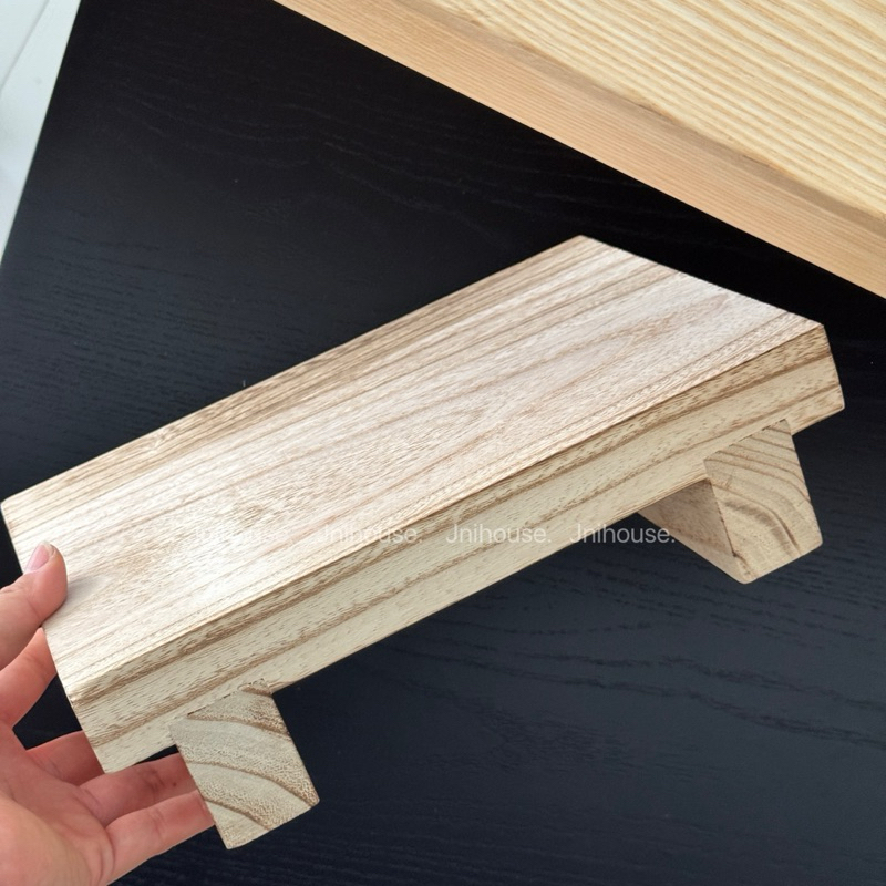 [พร้อมส่ง] Jnihouse : ชั้นไม้วางของ Wooden Stand
