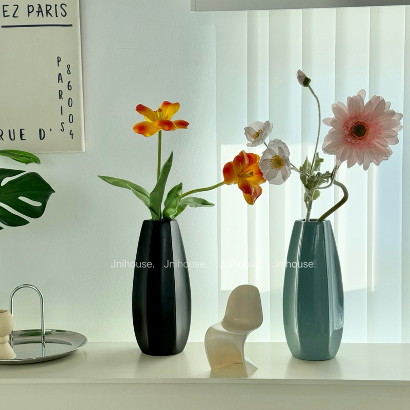 [พร้อมส่ง] Jnihouse : แจกันเซรามิก แจกันดอกไม้ แจกันทรงมะเฟือง (Vase)
