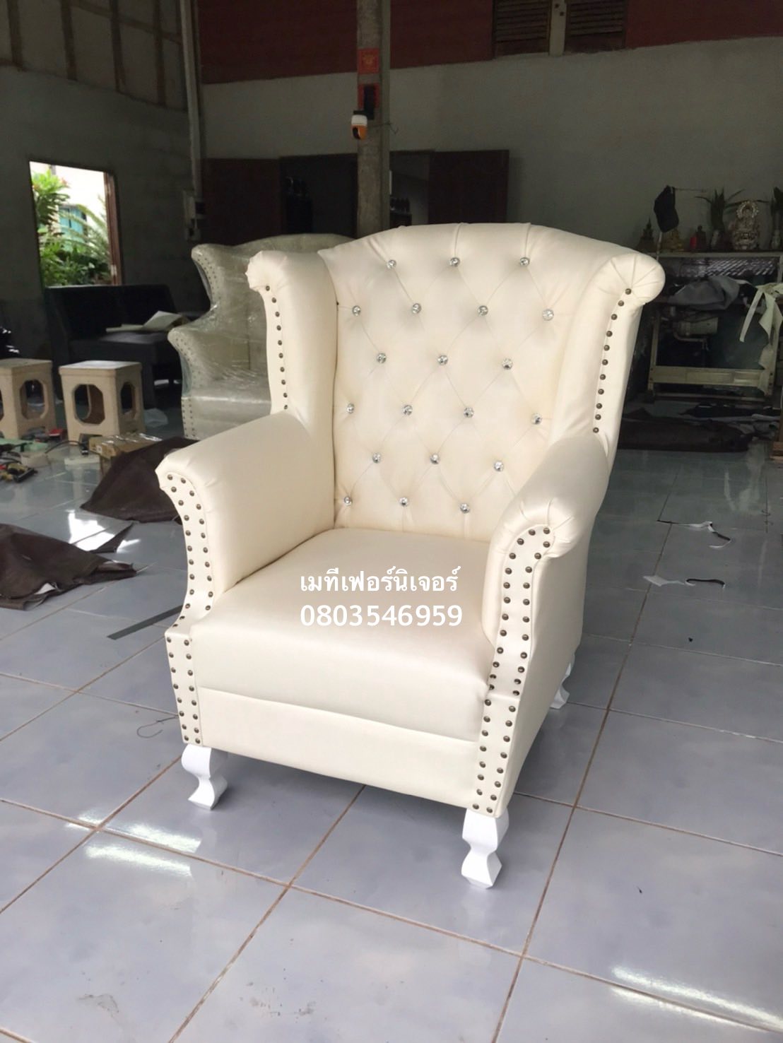 โซฟาเจ้าหญิงสีครีม หนังไหม สุดหรู 1 ที่นั่ง ไซส์มินิ สไตล์วินเทจ (สั้งครั้งละ1ตัว)