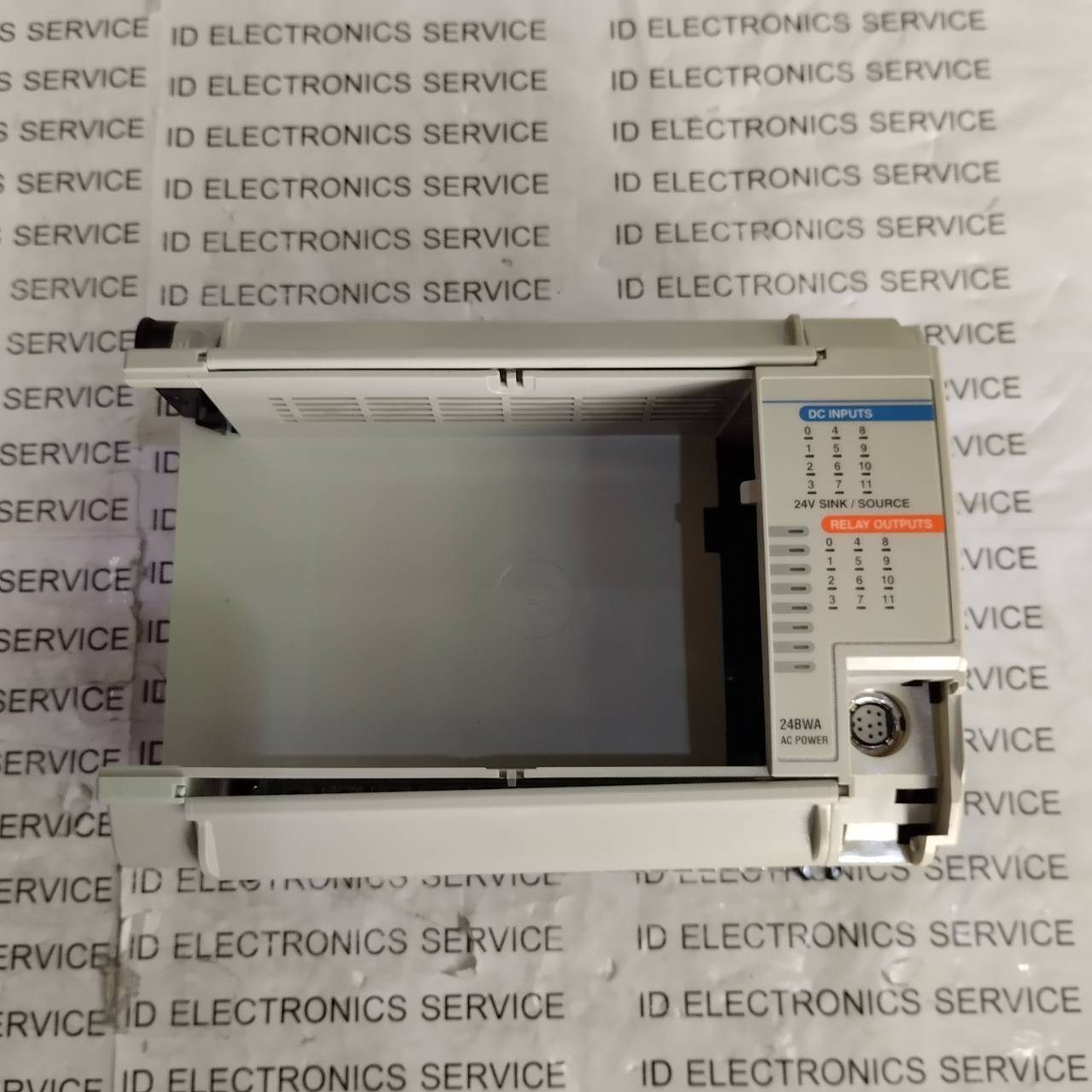 PLC " ALLEN-BRADLEY " MODEL : 1764-24BWA