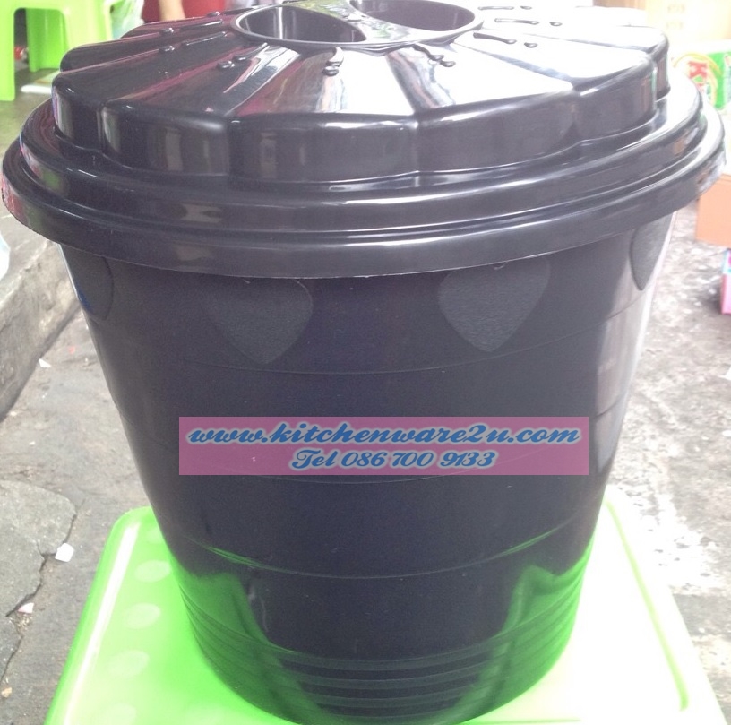 P02403 ถังฝาล็อค สีดำ (27.5*27.5*30 cm) ราคาส่งต่อ 12 ใบ