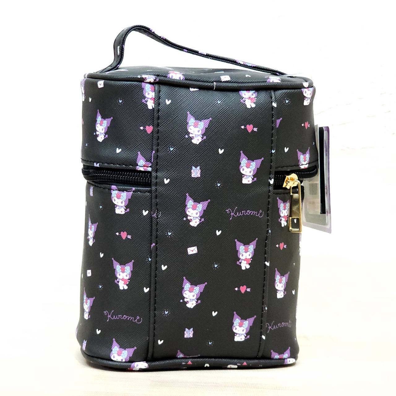 กระเป๋าใส่เครื่องสำอางน้อง kuromi ลิขสิทธิ์แท้ sanrio จากญี่ปุ่น ขนาด 14x10 สูง 18 cm