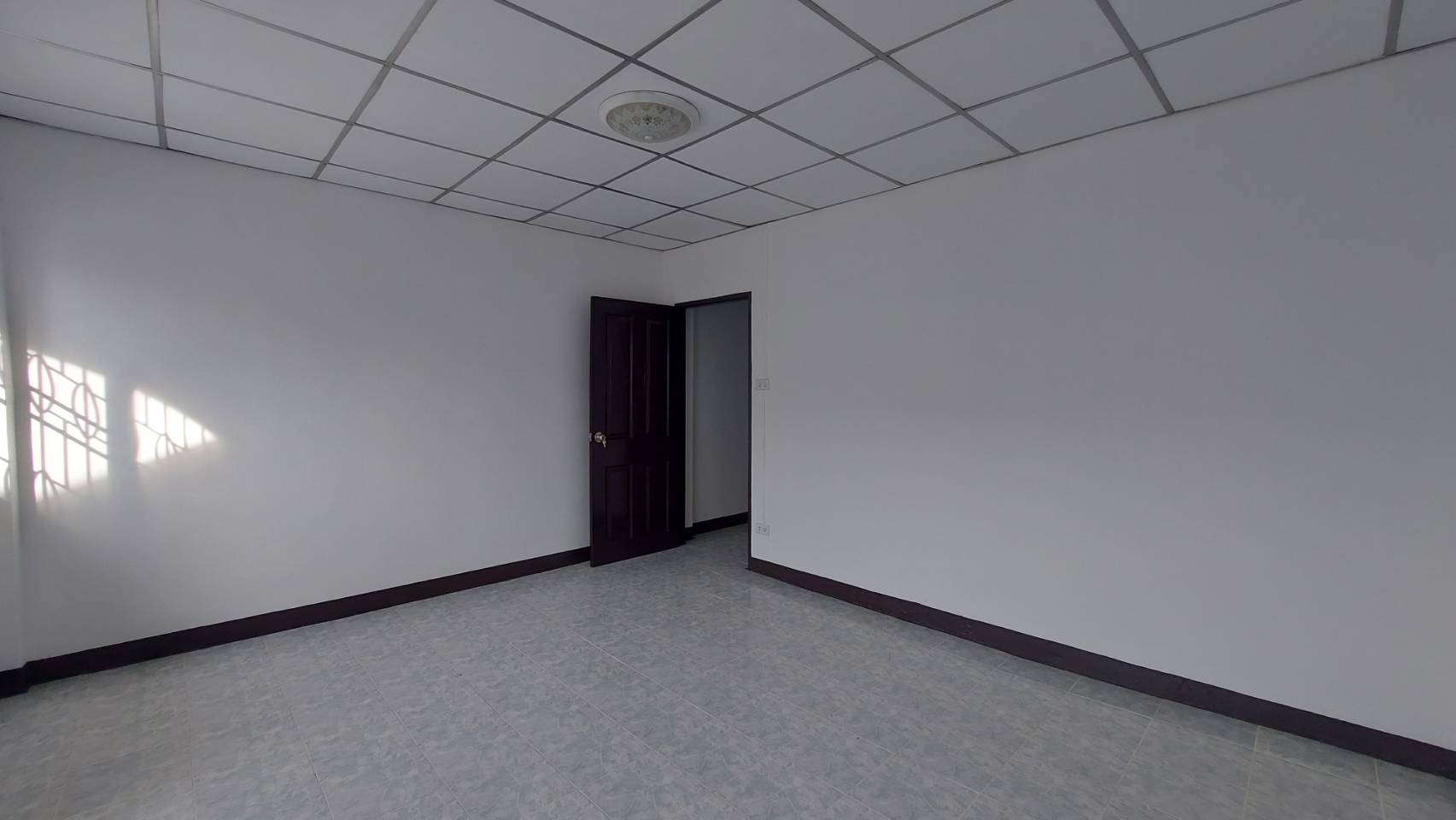 ขายทาวน์เฮาส์ หมู่บ้านโมราวรรณ อ่อนนุช 66 พร้อมอยู่ (N.1210)