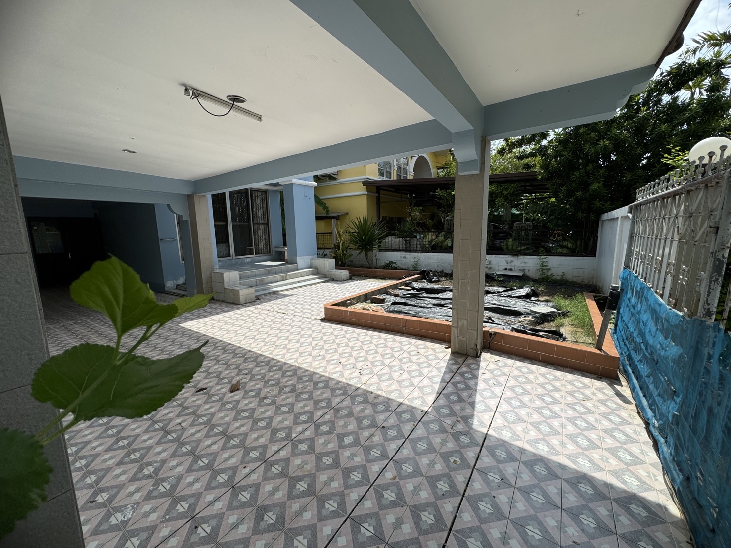 ขายบ้านเดี่ยวหมู่บ้านเมืองทองการ์เด้น พัฒนาการ 65 (N.1054)