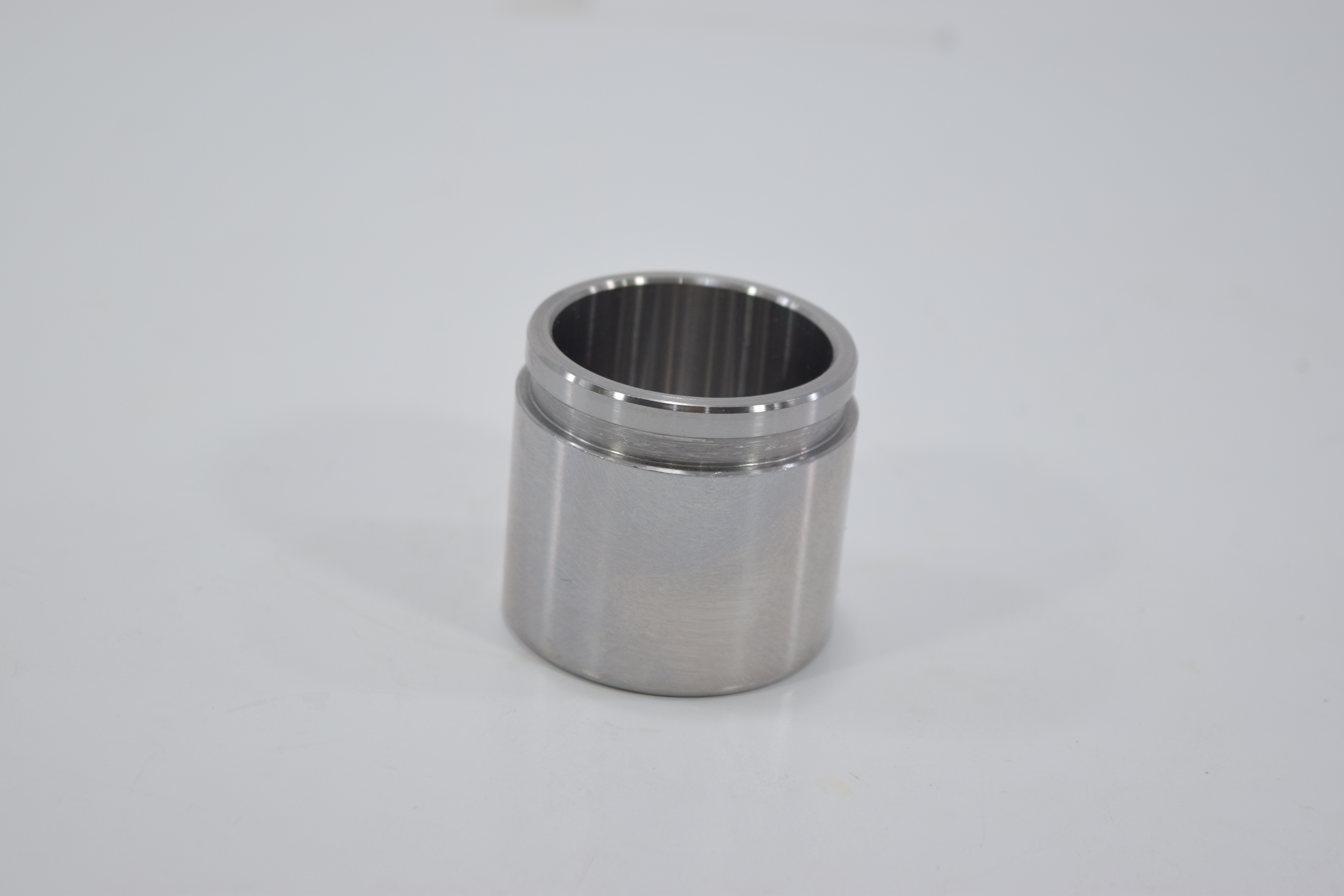 ลูกสูบดิสเบรค NISSAN NV ( B.11 SAK ) นิสสัน / 3PD-4480N / 41121 - 05A10 ขนาด วงนอก 48.00 สูง 44.20 (จำนวน 1 ชิ้น) (CALIPER PISTON)