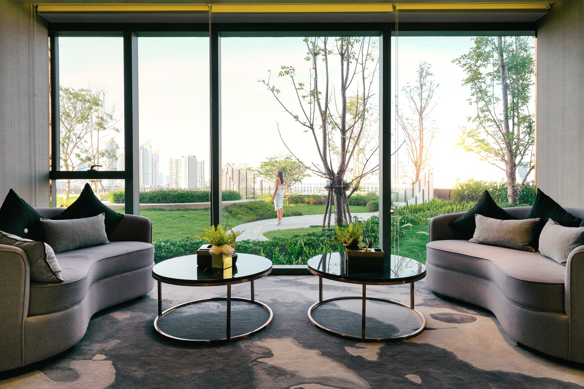 Cloud Thonglor–Phetchaburi Condominium Experience and prove for yourself the true value of location, luxury, and lifestyle — a high-end condominium offering over 4,000 sq.m. of full-facility common areas, the most comprehensive in this district.