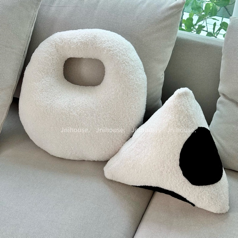 [พร้อมส่ง] Jnihouse : หมอนนุ่ม หมอนอิงมินิมอล