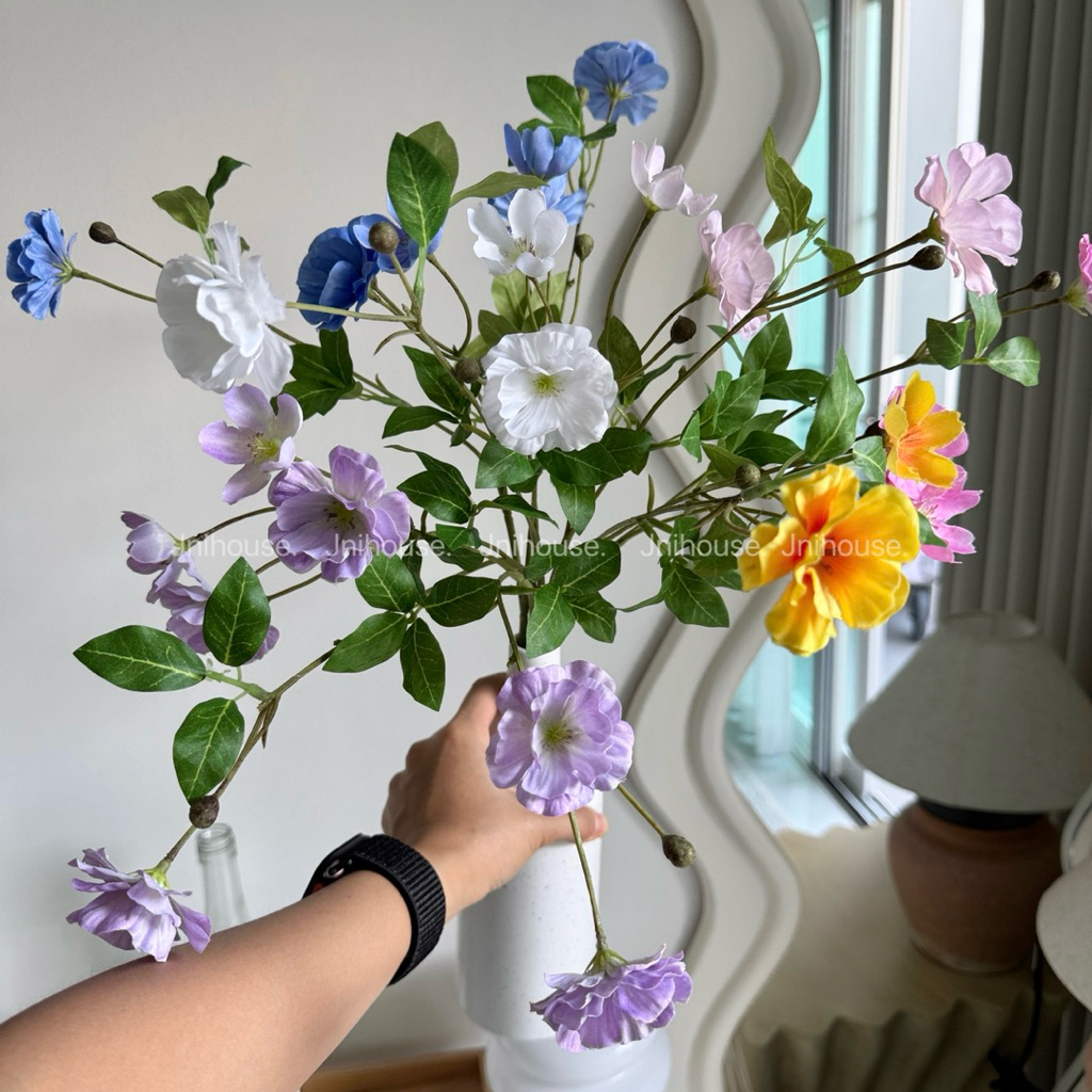 [พร้อมส่ง] Jnihouse : ช่อดอกไม้ 8 ก้านคละสี