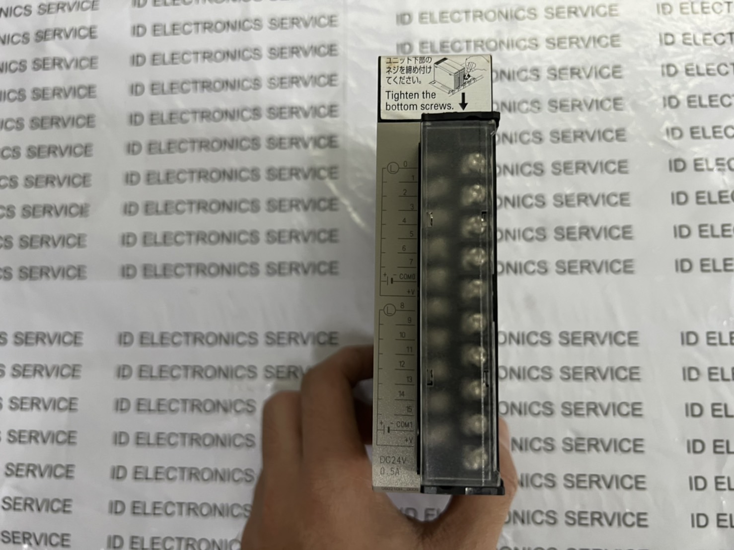 PLC " OMRON " MODEL : CS1W-OD211