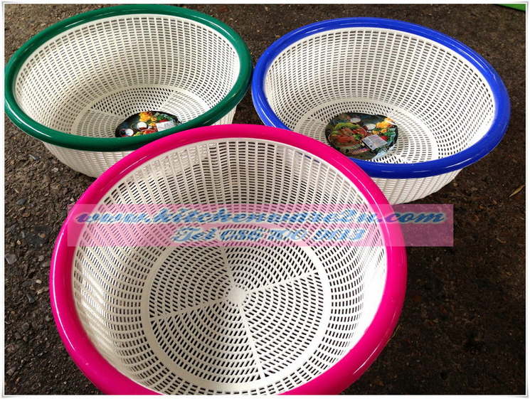 P00303 ตะแกรงกลมเคลือบ ขอบสี เส้นผ่าศูนย์กลาง 38 สูง 13 ซม No.960 Hi (ราคาส่งต่อ 4 โหล:48 ใบ:เฉลี่ย 60 บ/ใบ)
