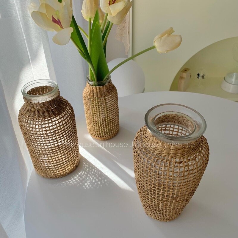 [พร้อมส่ง] Jnihouse : แจกันแก้วใส พันหวายสาน