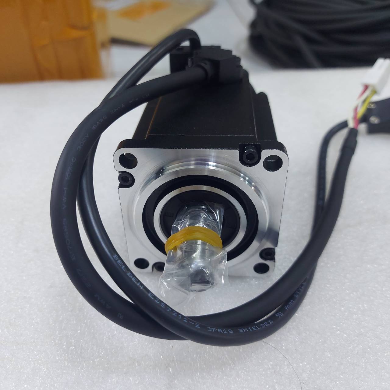 SERVO MOTOR " SHIHLIN " MODEL : SME-L04030SCB