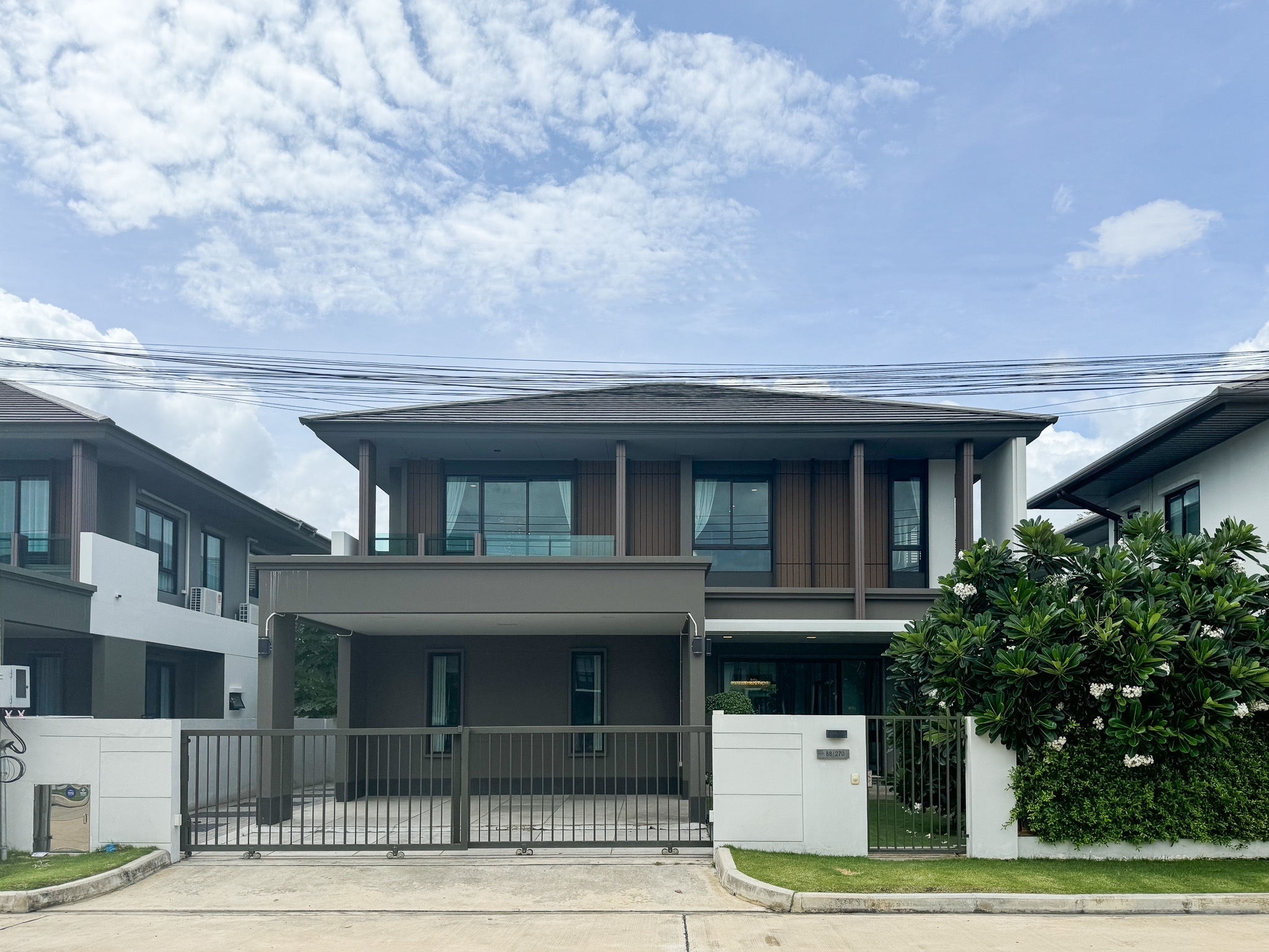 ขายบ้านเดี่ยว 2 ชั้นหมู่บ้านบุราสิริบางนากม.27 ราคาถูกสุดในโครงการ (N1327)