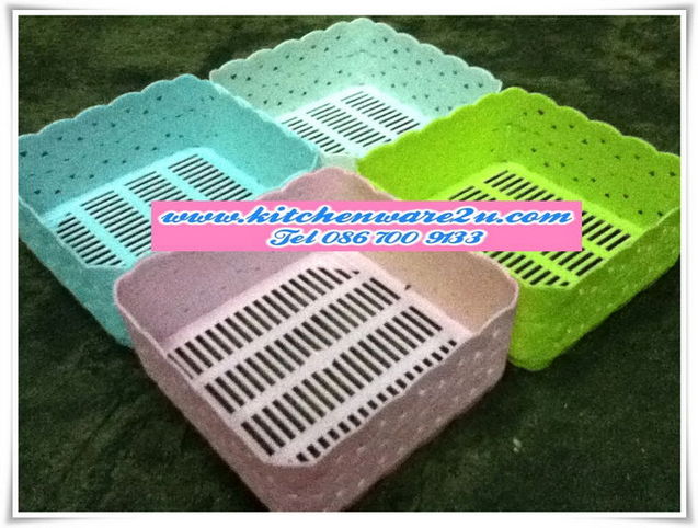 P06144 ตะแกรงเหลี่ยมเล็ก (14*14*6 cm) สีหวาน No.1216 (ราคาส่งต่อ 1โหล:12 ใบ )