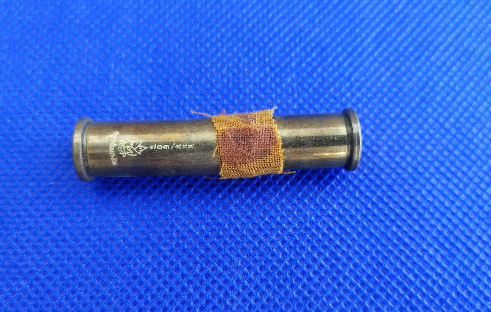 ตะกรุดปลอกลูกปืน บรรจุแร่เหล็กไหล (ครูบาอินถา-วัดยั้งเมิน ) ปี 2557 (พระอริยสงฆ์ผู้ปฏิบัติดี ปฏิบัติชอบ มีเมตตาธรรมสูงมาก)