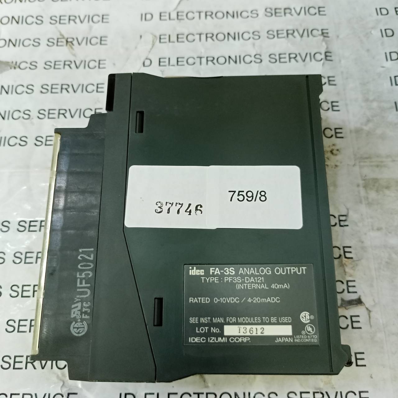 PLC " IDEC " MODEL : PF3S-DA121