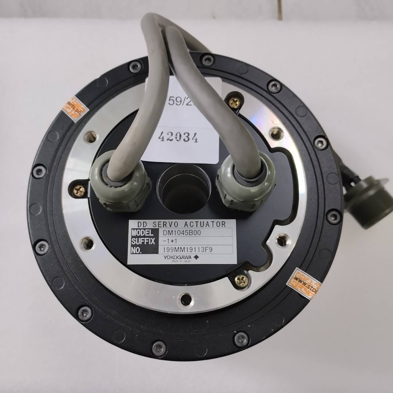 SERVO MOTOR " YOKOGAWA " MODEL : DM1045B00