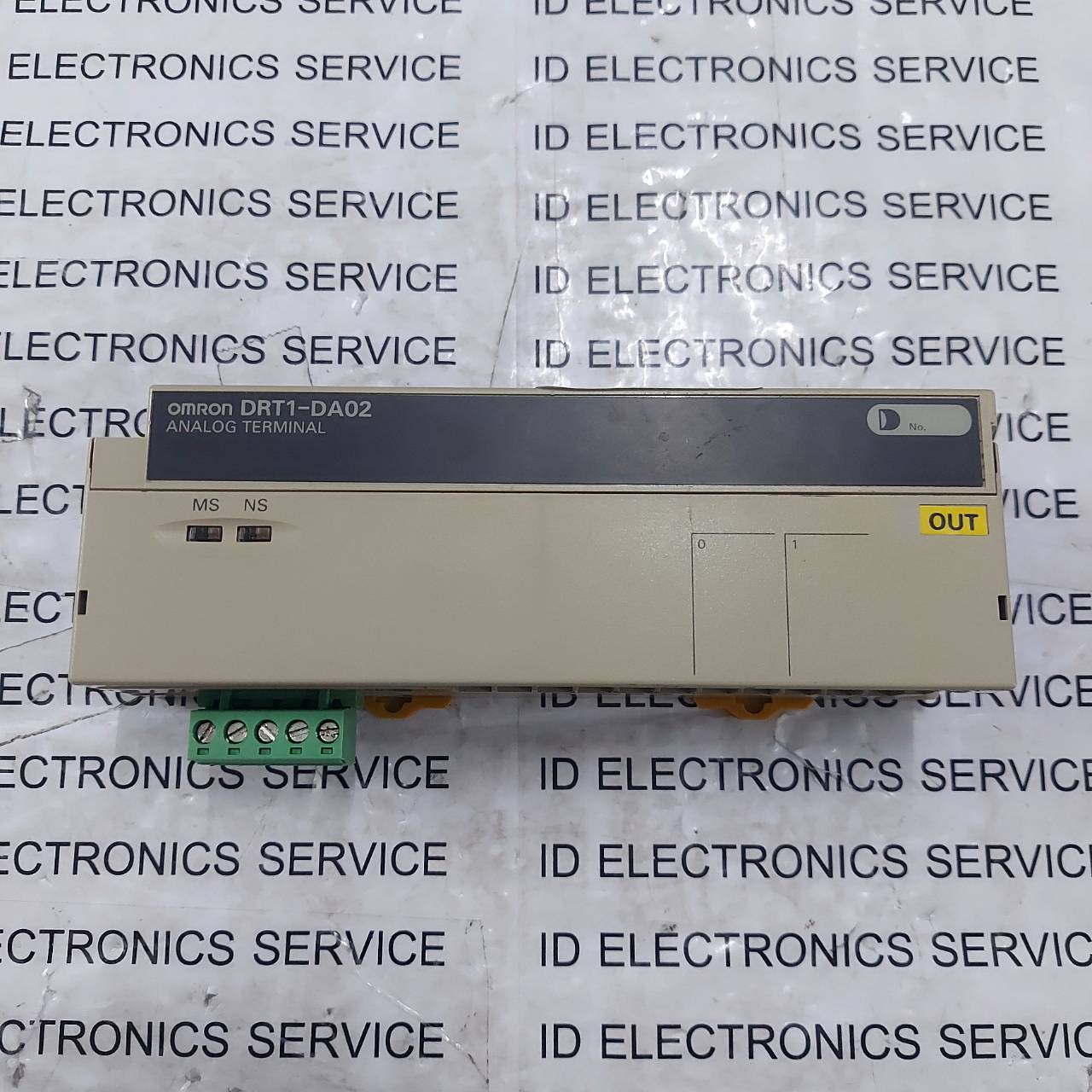PLC " OMRON " MODEL : DRT1-DA02