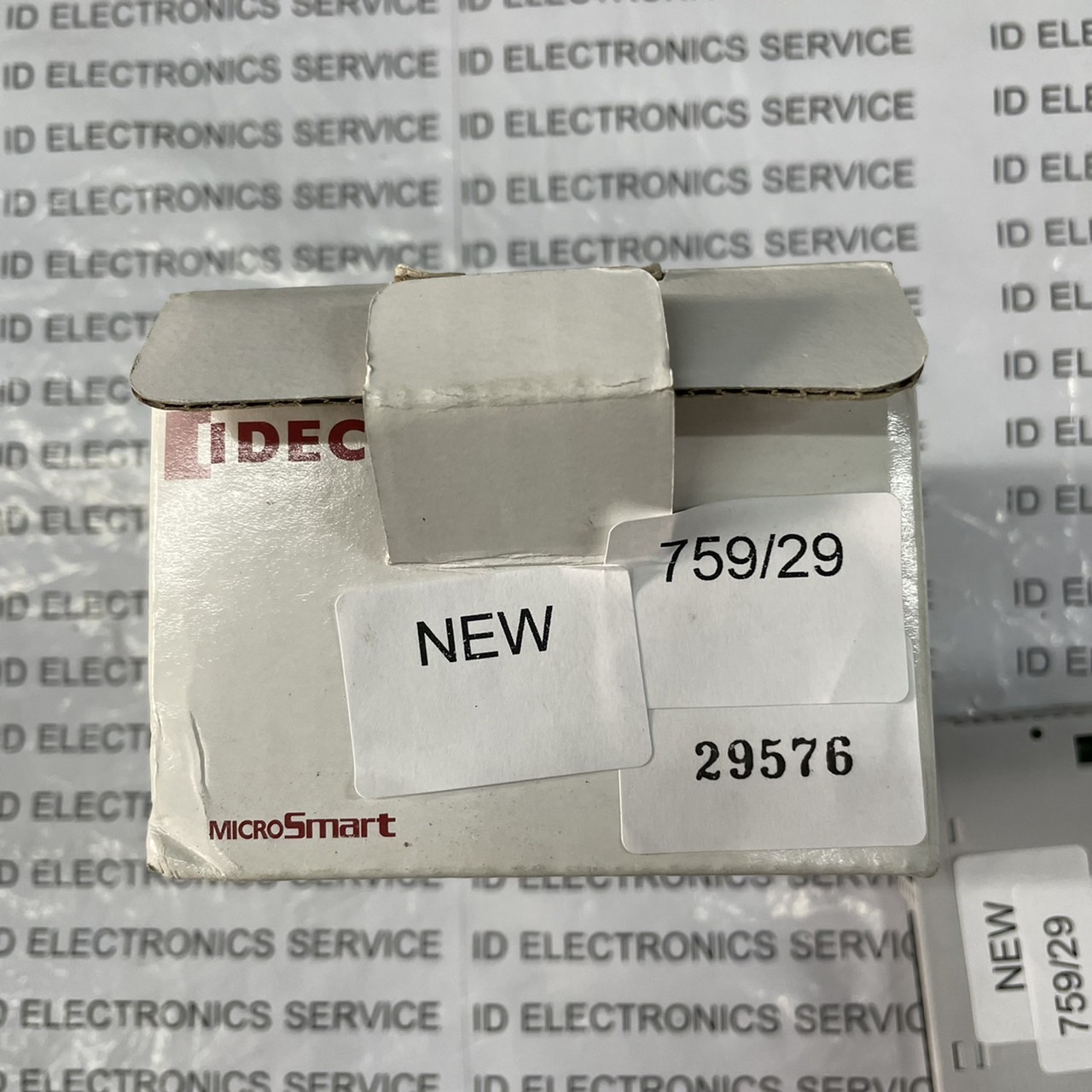 PLC " IDEC " MODEL : FC4A-R081