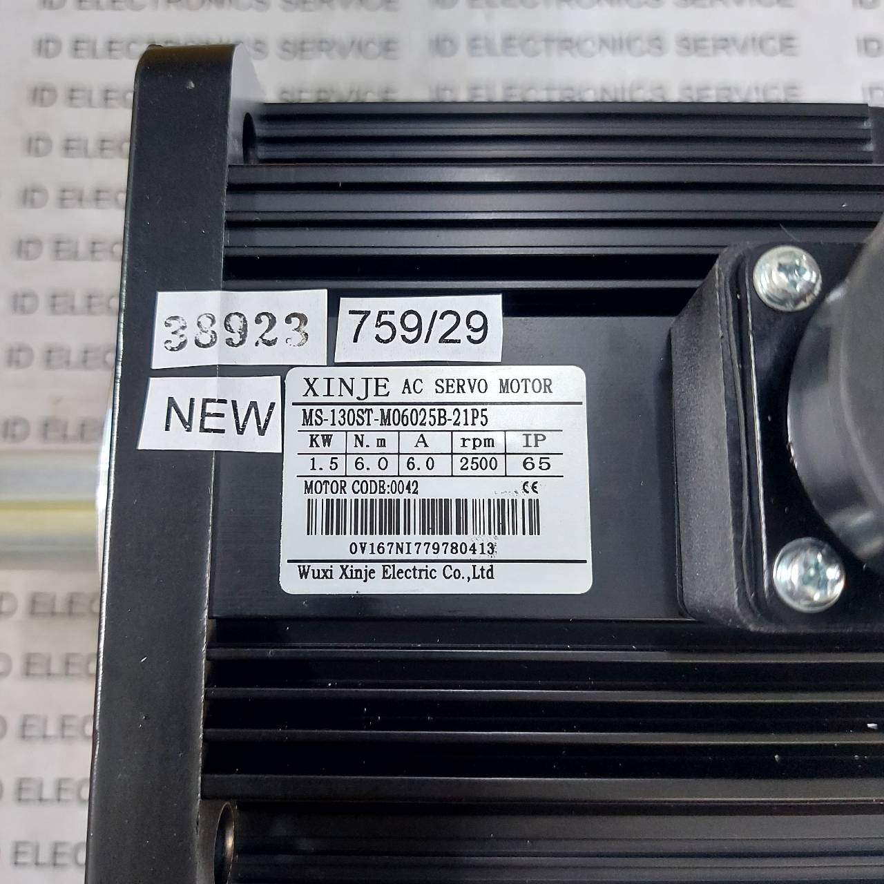 SERVO MOTOR " XINJE " MODEL : MS-130ST-M06025B-21P5