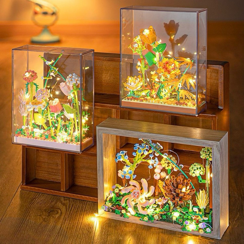 [พร้อมส่ง] Jnihouse : เซตตัวต่อดอกไม้ ไฟประดับ (My garden collection)