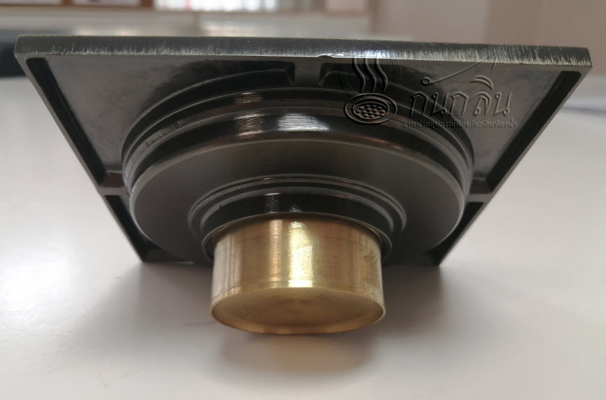 ชุดฟลอร์เดรนทองเหลืองแท้ ลายเสี้ยนดำ พร้อมอุปกรณ์กันกลิ่นทองเหลือ ตะแกรงกันกลิ่น