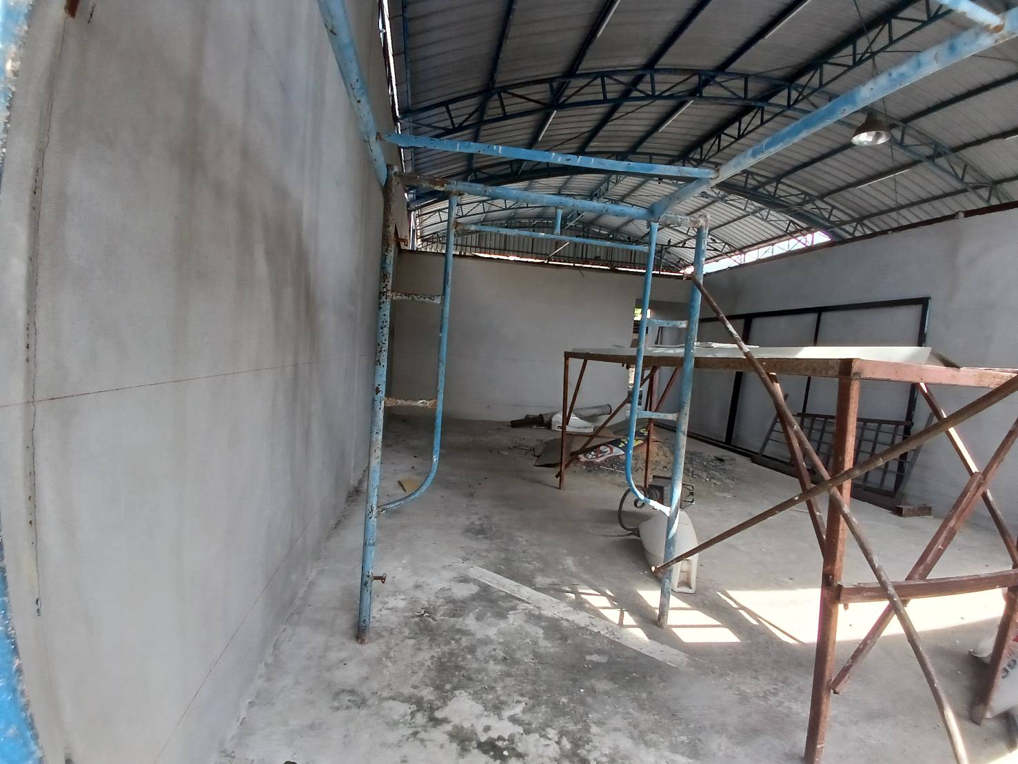 ให้เช่าโกดังซอยสุขุมวิท105 พื้นที่ 50 ตรว. โกดังลาซาล (N.1020)