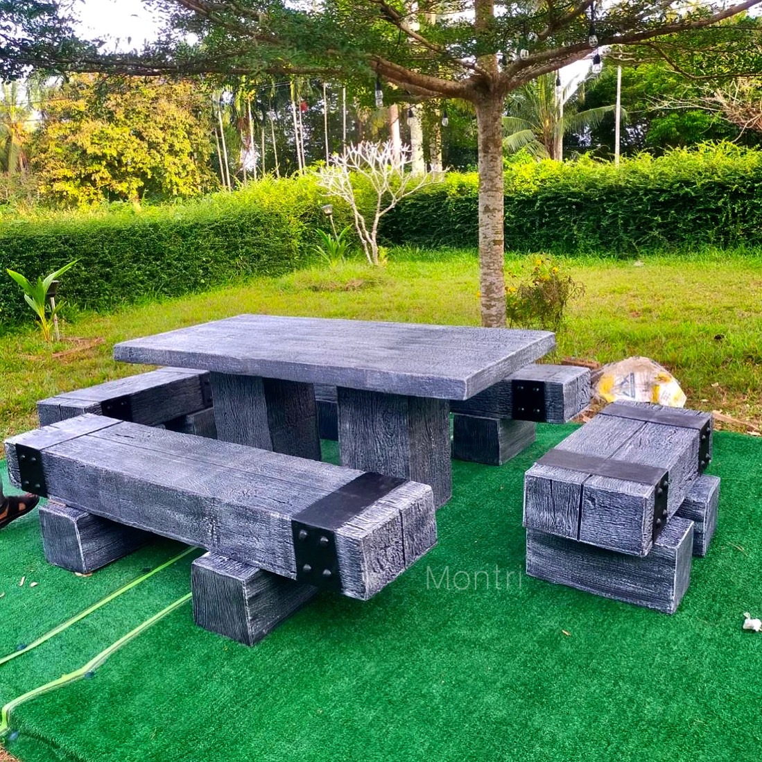 ชุดโต๊ะสนามไม้หมอน ชุดโต๊ะไม้หมอน โต๊ะสนามกลางแจ้ง ขนาด 180*90 cm. งานแข็งแรงคงทน ทนแดด ทนฝน ใช้งานได้ในระยะยาว จัดส่งทั่วประเทศ
