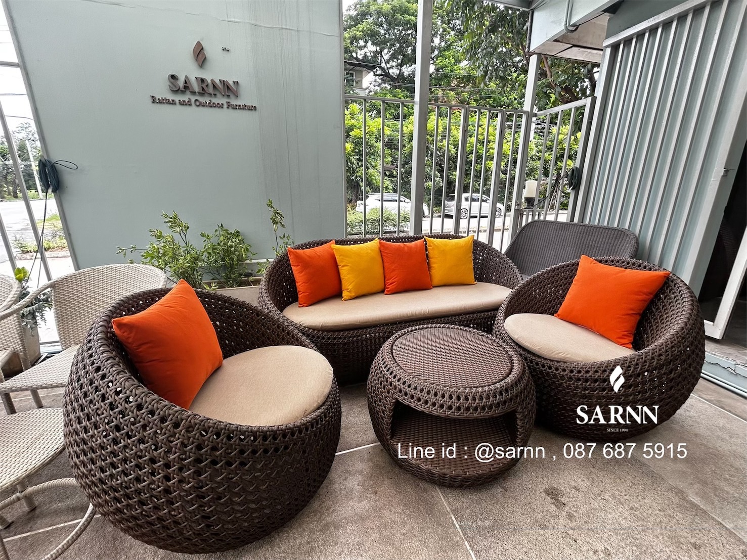 ชุดโซฟาหวายเทียมทรงกลม 5 ที่นั่ง รุ่น "Coco Lounge Set" | Round Rattan Outdoor Sofa Set for 5
