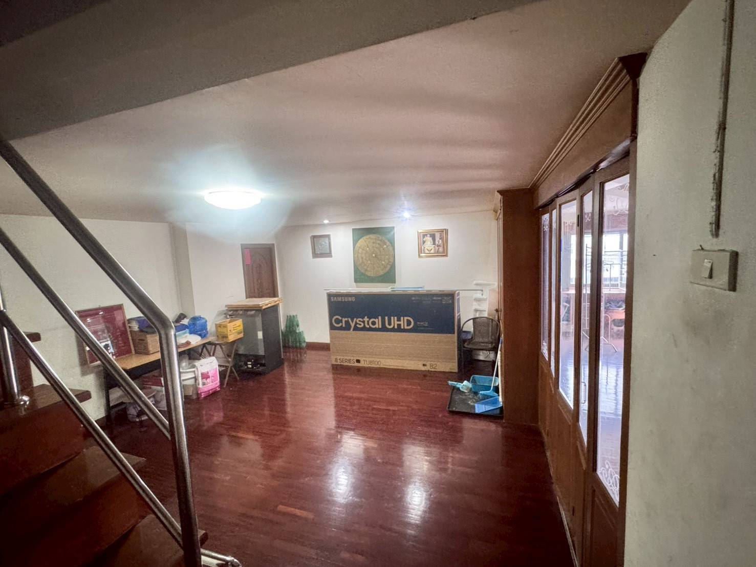 ให้เช่าอาคารพาณิชย์หลังมุม 2 คูหา 4 ชั้น ถนนอุดมสุข ทำเลดี (N.1865)