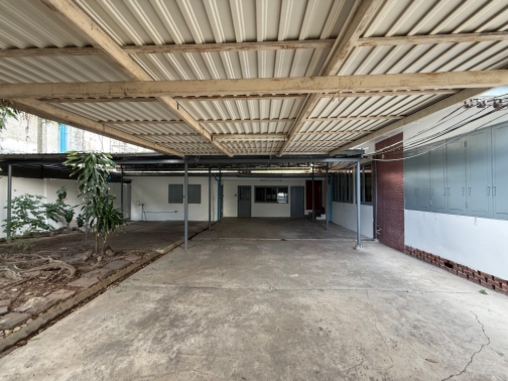 ให้เช่า บ้านเดี่ยว 2 ชั้น สุขุมวิท63 (ซอยเอกมัย15) เขตวัฒนา 232ตารางวา ใกล้บิ๊กซีเอกมัย (N.1537)