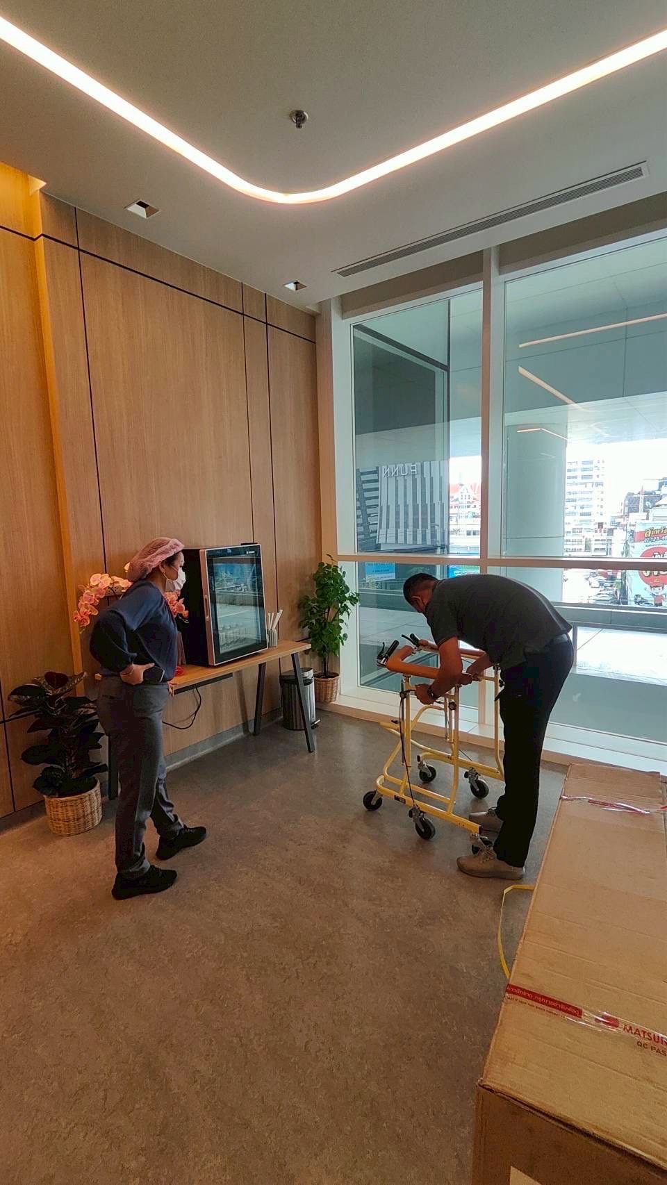 รถเข็นช่วยพยุงเดิน MATSUNAGA รุ่น SM40 แบบ 6 ล้อ พับได้ แบรนด์จากประเทศญี่ปุ่น (Japan Quality)