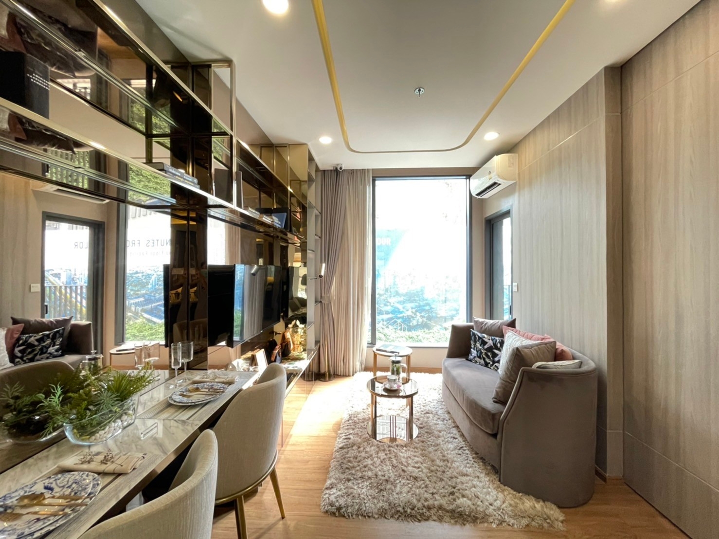 Cloud Thonglor–Phetchaburi Condominium Experience and prove for yourself the true value of location, luxury, and lifestyle — a high-end condominium offering over 4,000 sq.m. of full-facility common areas, the most comprehensive in this district.
