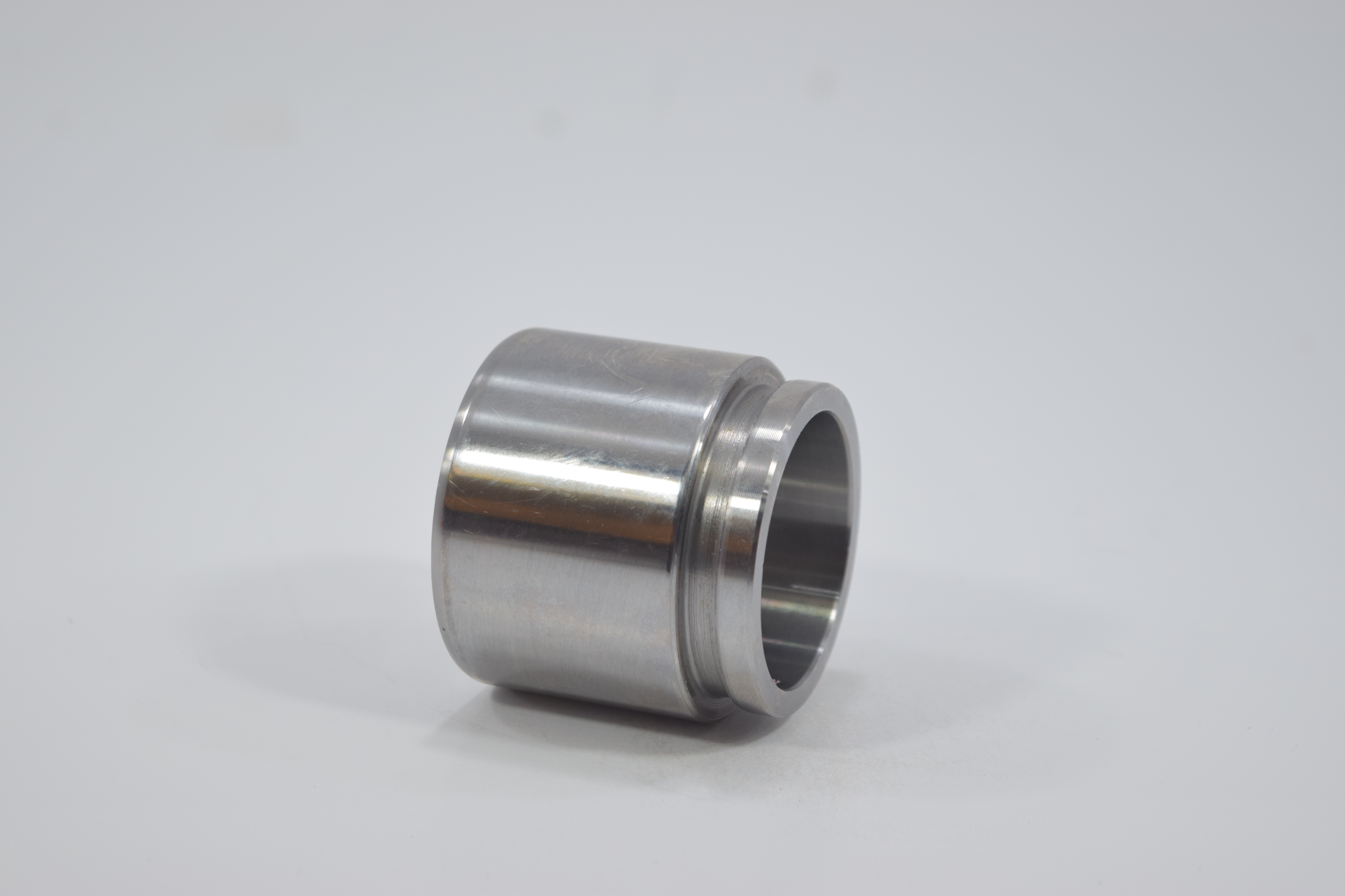 ลูกสูบดิสเบรค TOYOTA AE100, AE101, AE92, AE90 / โตโยต้า / 3PD-2960 / 47731 - 12150 / ขนาด วงนอก 51.05 / สูง 45.20 (จำนวน 1 ชิ้น) (CALIPER PISTON)