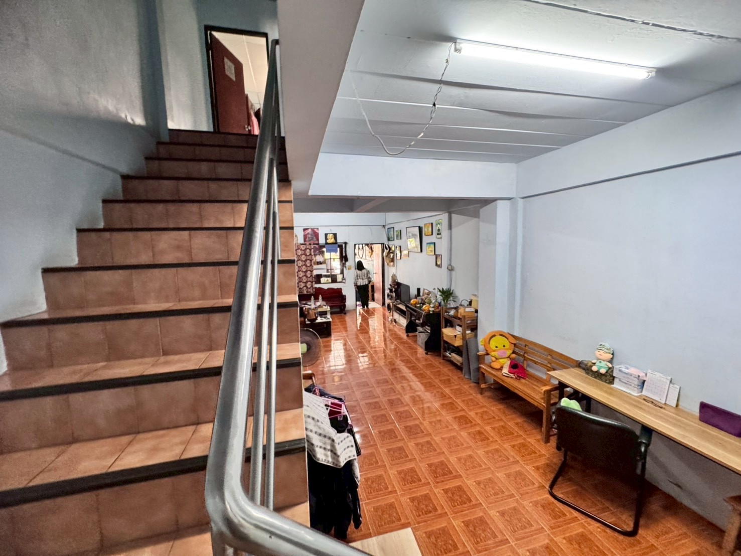 ขายทาวเฮ้าส์ บ้านเฟื่องฟ้า 9 เฟส 2 ซอยมังกร เทพารักษ์ บ้านสวยราคาดี (N.1908)