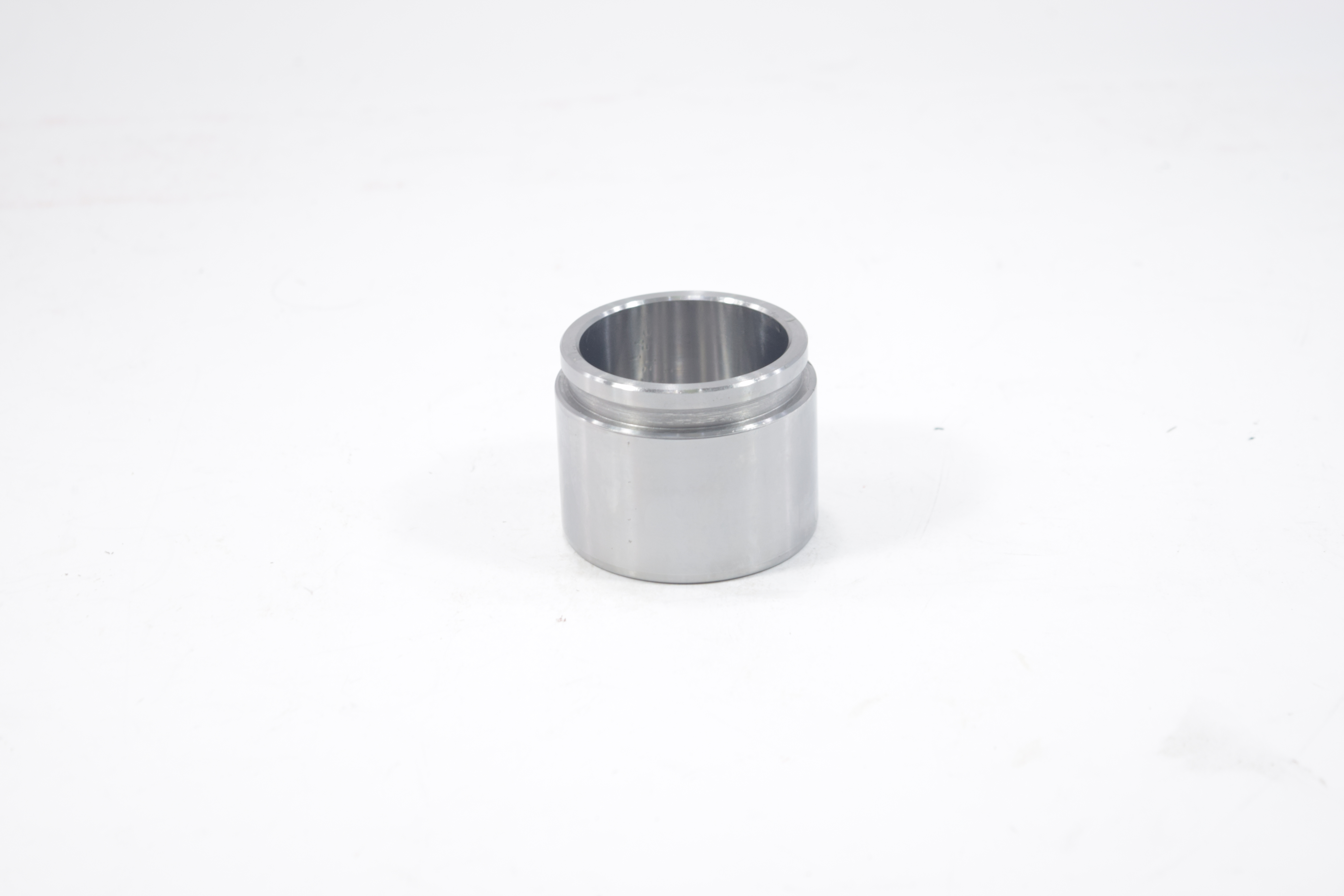 (ประกัน 6 เดือน) ลูกสูบดิสเบรค MITSUBISHI SPACE WAGON NA4 FR ตัวหน้า มิตซุบิชิ / 3PD-7900 / MR 527609 / ขนาด วงนอก 60.20 / สูง 47.60 (จำนวน 1 ชิ้น) (CALIPER PISTON)