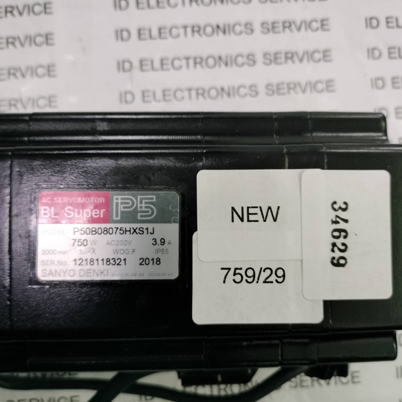 SERVO MOTOR " SANYO DENKI " MODEL : P50B08075HXS1J