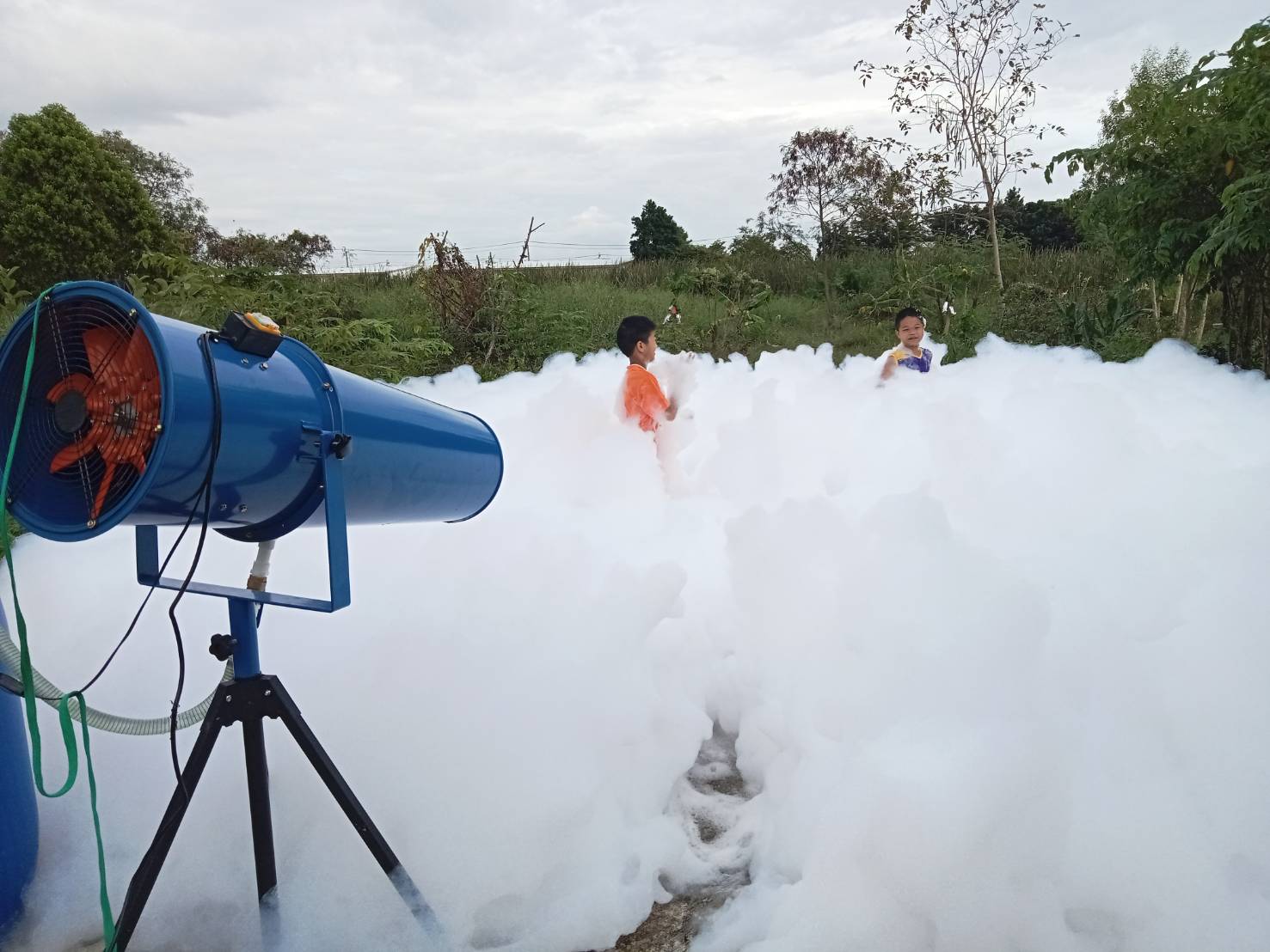 เครื่องทำปาร์ตี้โฟม ขนาดใหญ่ party foam machine 泡沫机