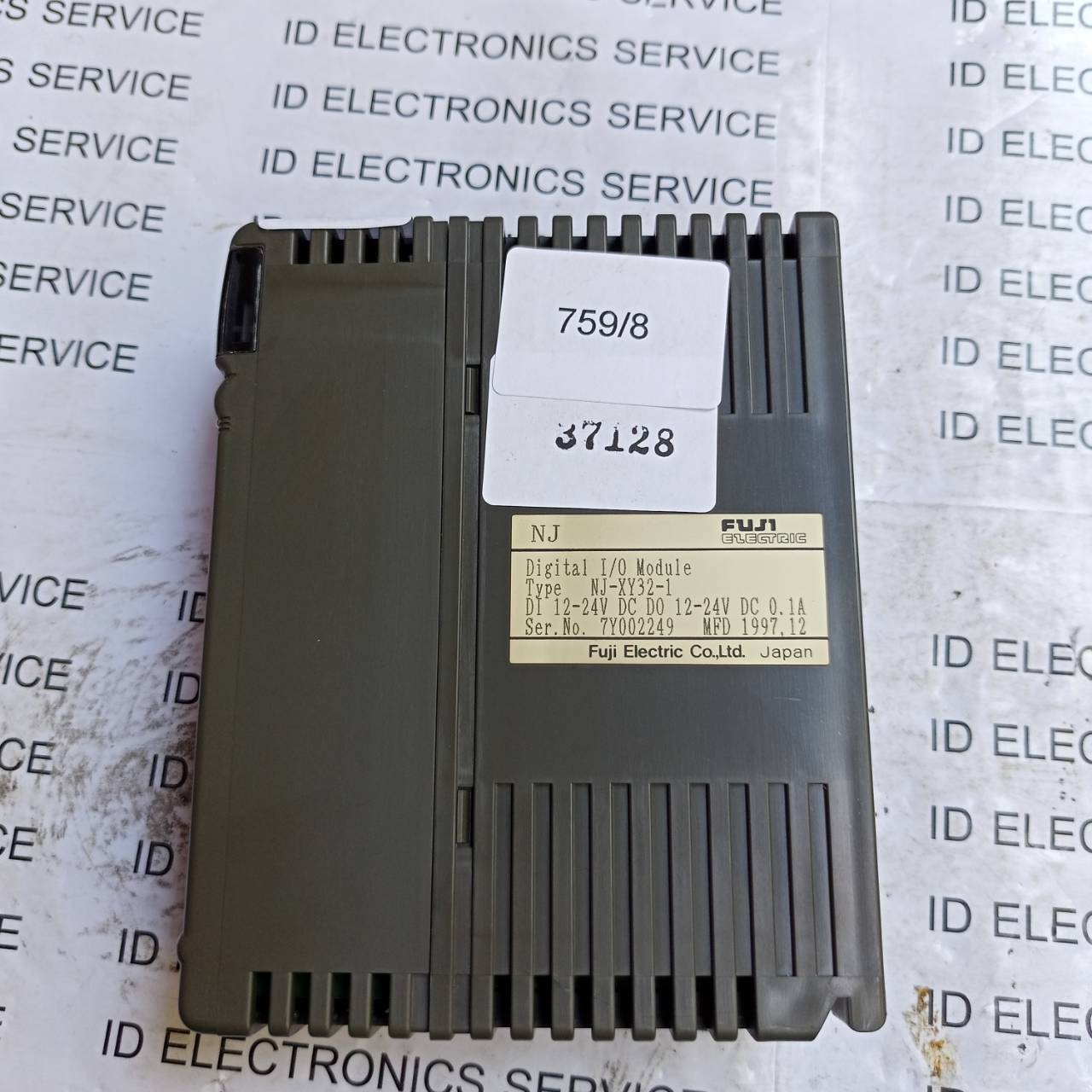 PLC " FUJI " MODEL : NJ-XY32-1