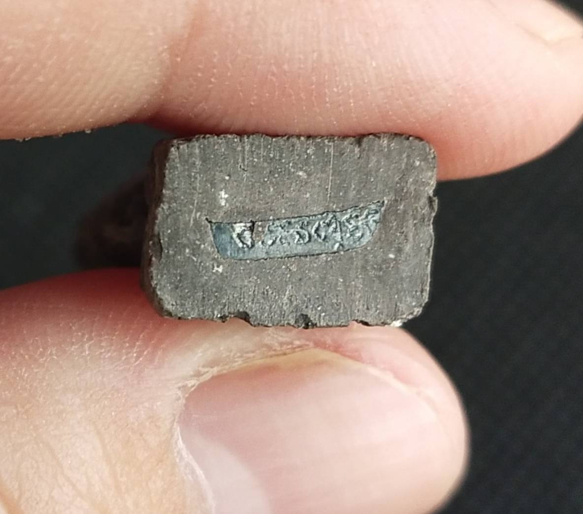 ท้าวเวสสุวรรณ รุ่นแรก เนื้อผงตะเคียน หลวงพ่อพูล วัดไผ่ล้อม ปี 2547