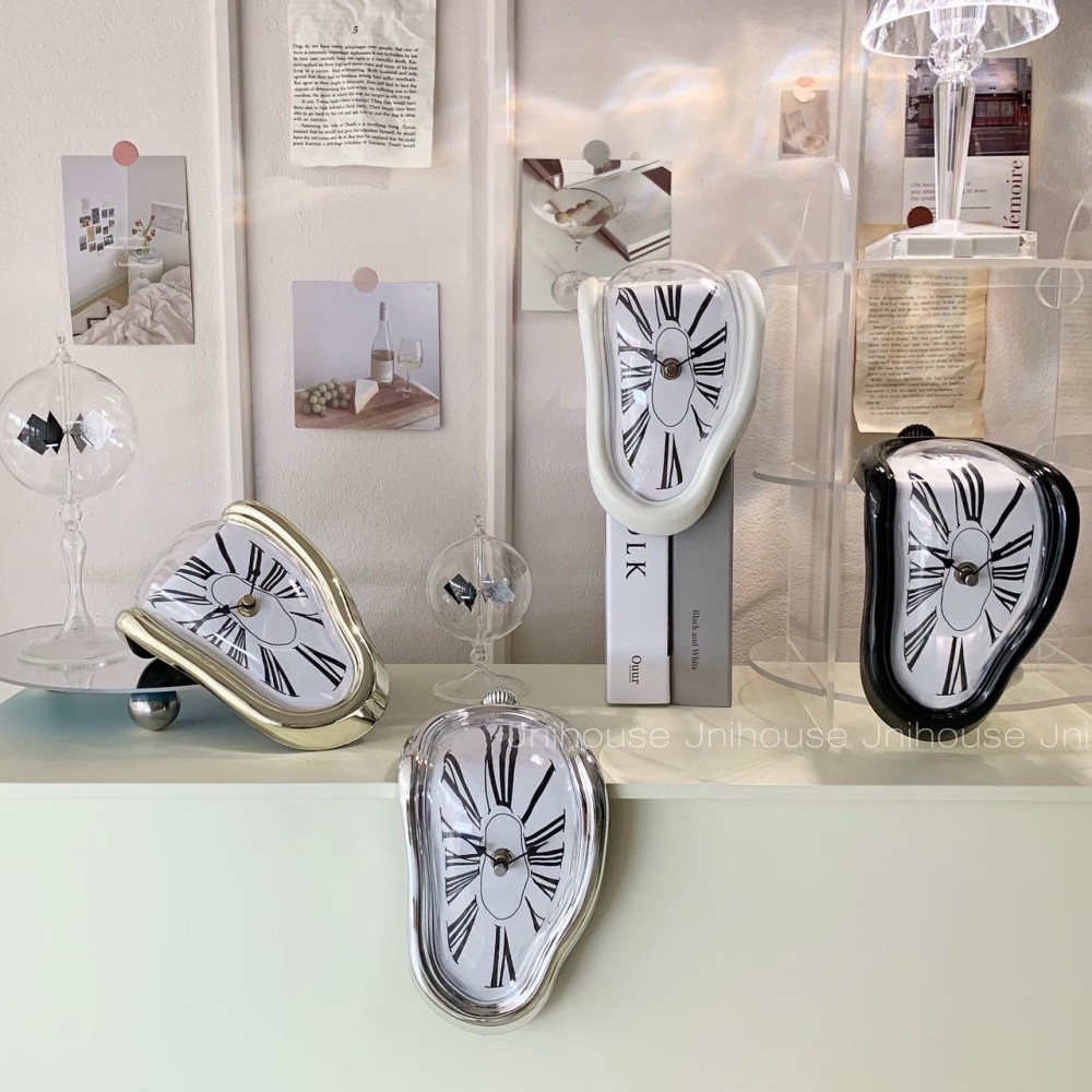 [พร้อมส่ง] Jnihouse : นาฬิกาละลาย Melting Clock (มี 4 สีให้เลือก)