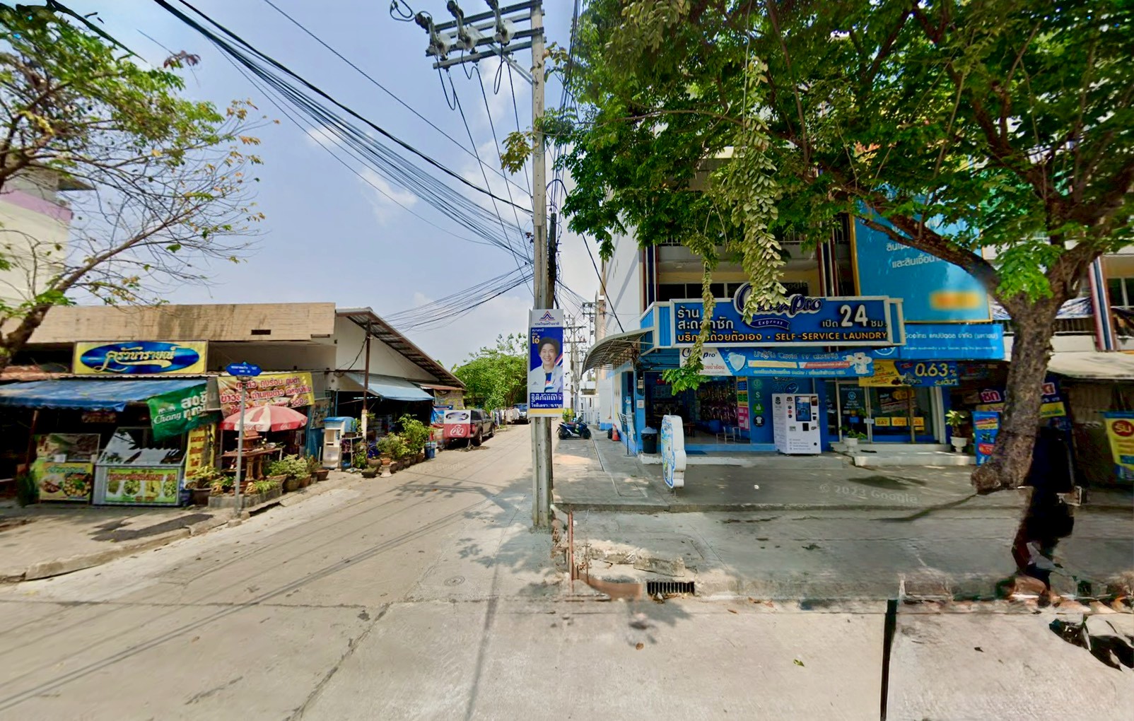 ขายที่ดินเปล่า 1-1-77 ตารางวา ลาดพร้าว 107 แยก 30 (90,000/วา) ใกล้ตลาดแฮปปี้แลนด์ (N.1871)