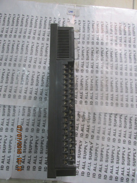 PLC " MITSUBISHI " MODEL : A0J2-E28DT