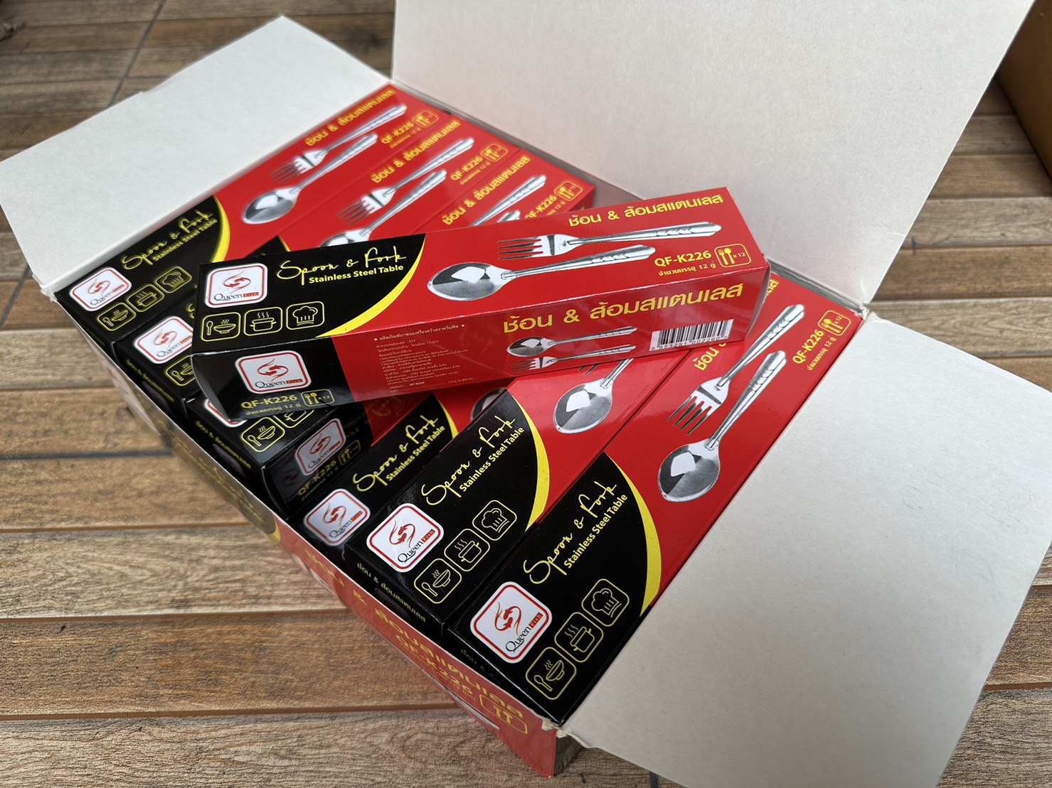 P03024 ช้อนส้อมสเตนเลสยี่ห้อจากัวร์ไลท์ (ราคาต่อ 12 โหล 144 คู่)