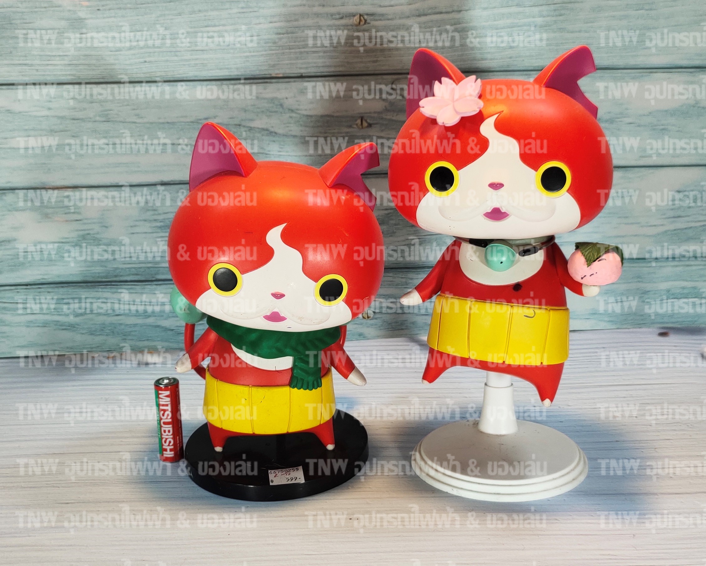 ตัวละคร จิบาเนียน (JIBANYAN) 2 ตัว จากเรื่อง โยไควอทช์ (Yo-kai Watch )