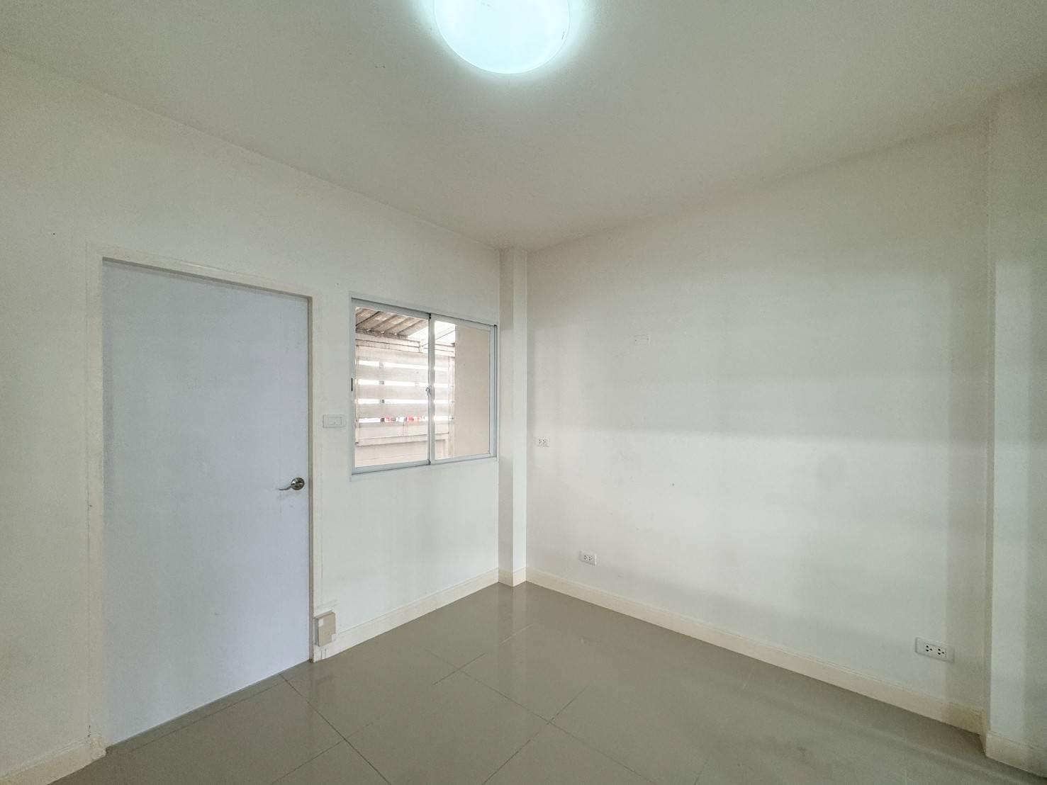 ขายบ้านเดี่ยว2ชั้นหมู่บ้านพาร์คเวย์แอทอีซรามคำแหง 190/1 (N.1525)