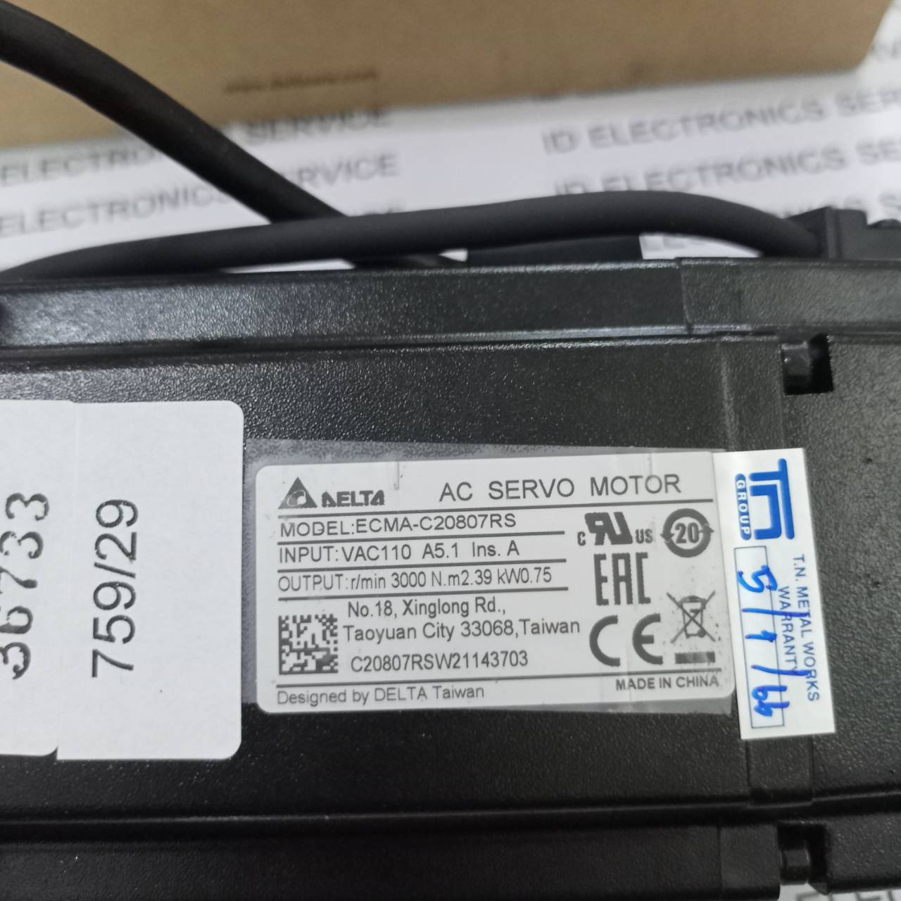 SERVO MOTOR " DELTA " MODEL : ECMA-C20807RS