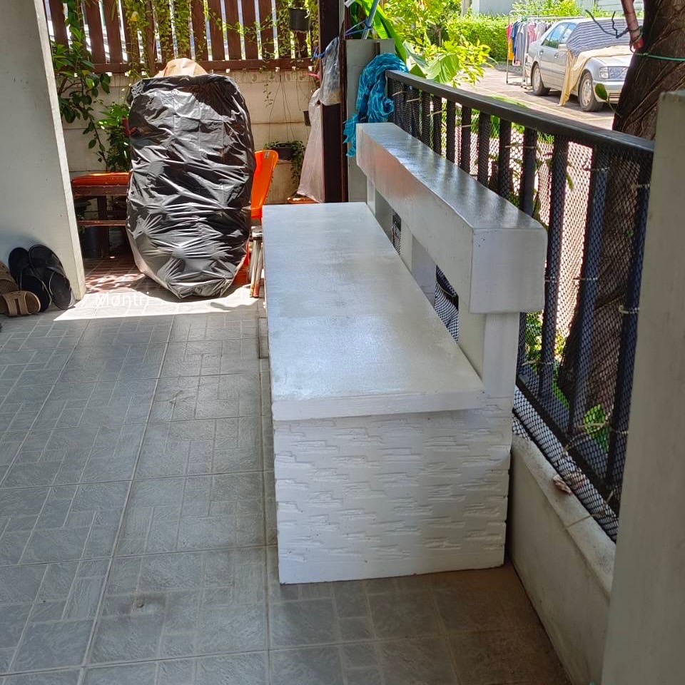 เก้าอี้สนามพนักพิง เก้าอี้พนักพิง สีขาว ม้านั่งเล่นในสวน เก้าอี้ปูนพนักพิงลายไม้ ขนาดยาว 180 cm